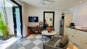 2. Dining (3) Villa Ibu Dua