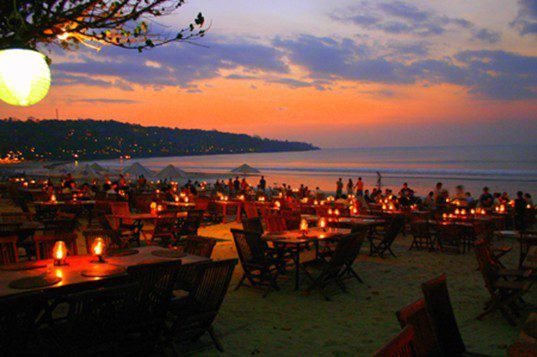 seafood dinner on Jimbaran Beach, a relaxing family attraction in Bali