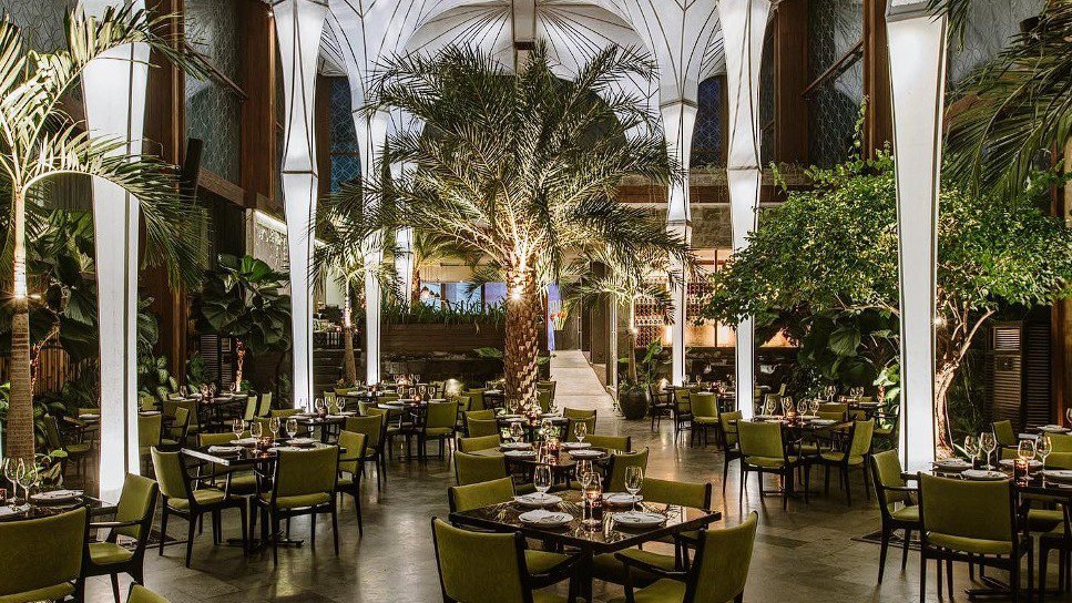 luxury restaurants in Seminyak near villas Seminyak 