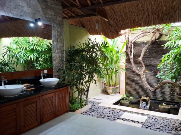Villa-Damai-Master-Bedroom-4-scaled-1.jpg
