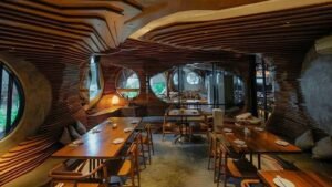 luxury restaurants in Seminyak near villas Seminyak