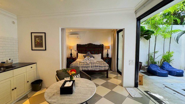 Villa Ibu Dua private pool villa in Seminyak for honeymoon and romantic stays