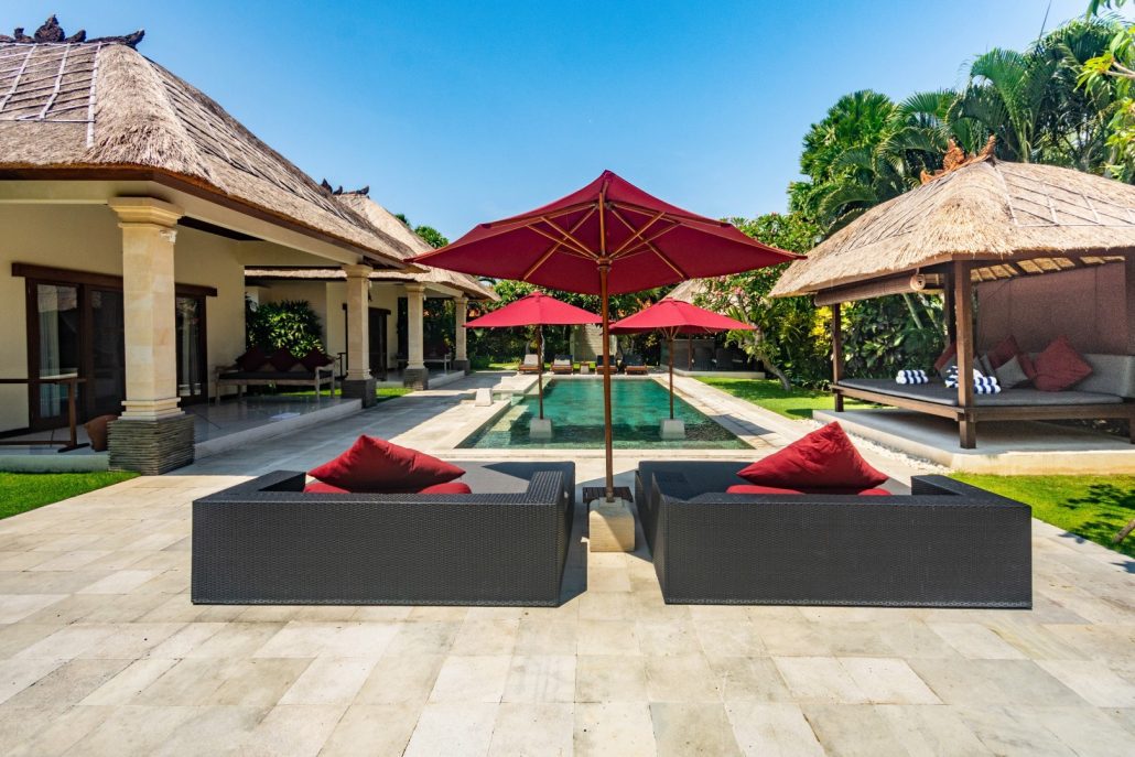 Traditional Balinese-style 4 bedroom villa Seminyak with private pool and tropical garden, Villa Bugis Bali