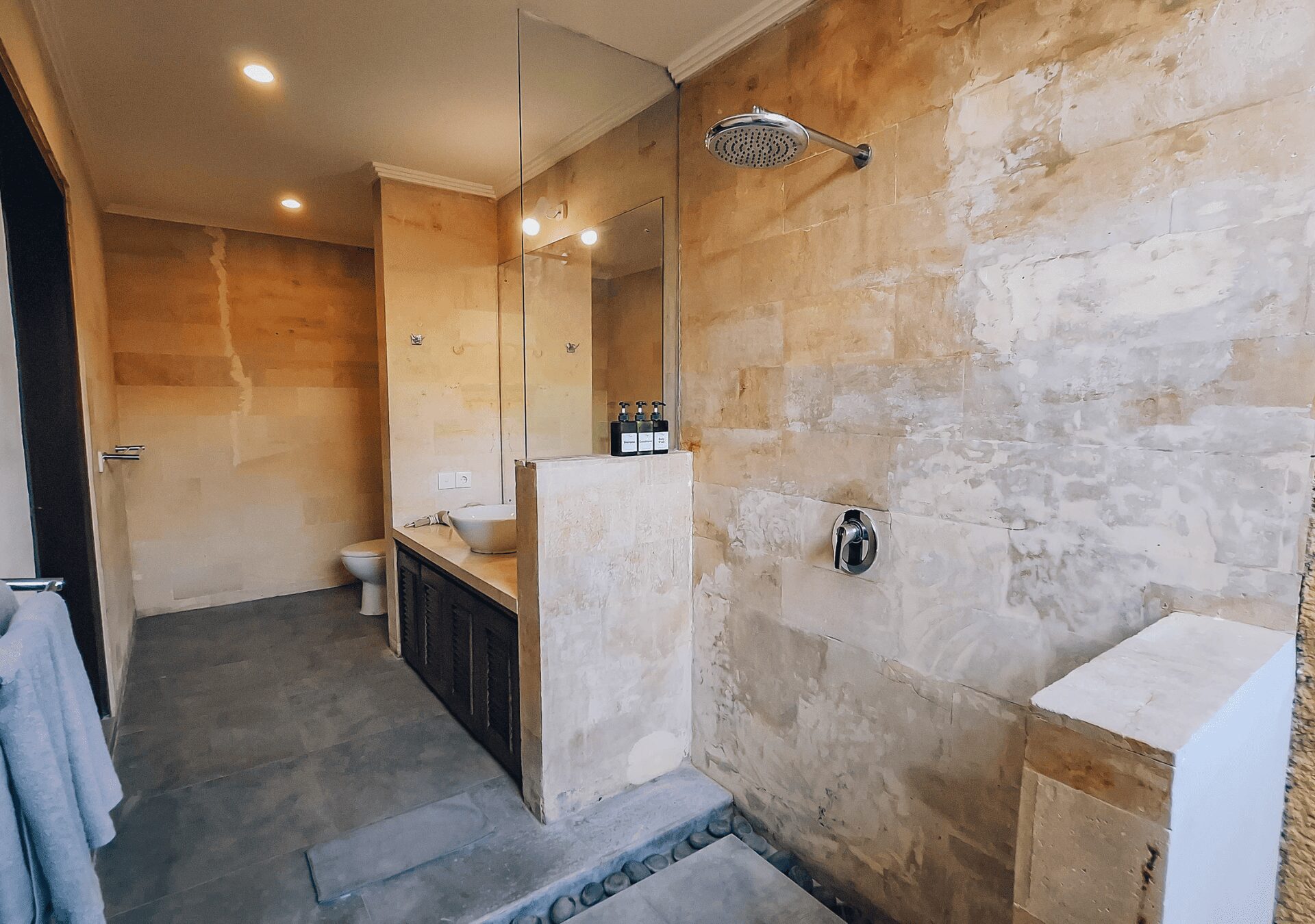 Clean vanity sink and modern toilet facilities in bathroom 4 at Villa Gembira Seminyak by Villa Bugis Seminyak villas.