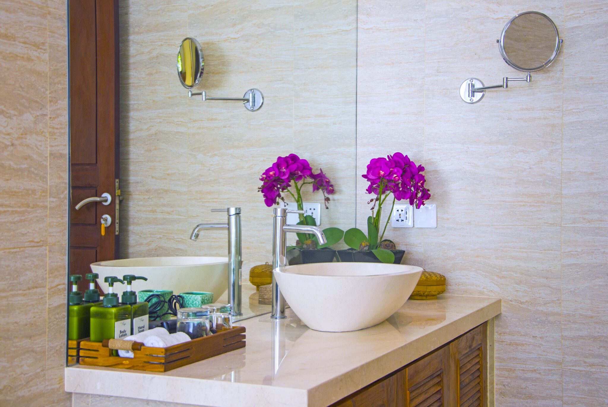 Private ensuite bathroom attached to twin bedroom 3 at Villa Vara Seminyak by Villa Bugis Seminyak villas.